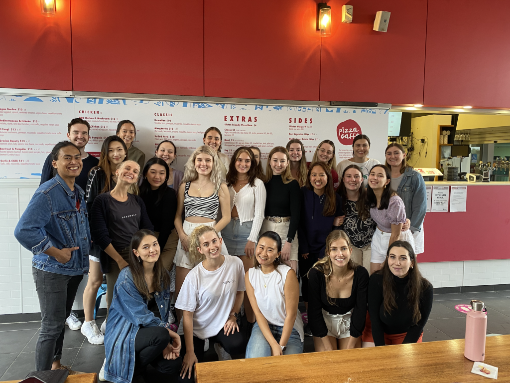 The 2021 Newish team hanging out at the Pizza Cafe at UQ.